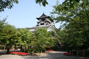 国宝の城「神ファイブ」入り！ 愛知県・犬山城の日本最古の天守と「クセがスゴイ」岡山じゃない桃太郎神社とは？