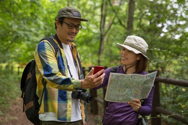 女優・釈由美子の「初心者のための山歩き」入門編 (4)  キホンＱ＆Ａ「私は100円ショップで買ったボトルに…」 釈さんの行動食とは？の画像002