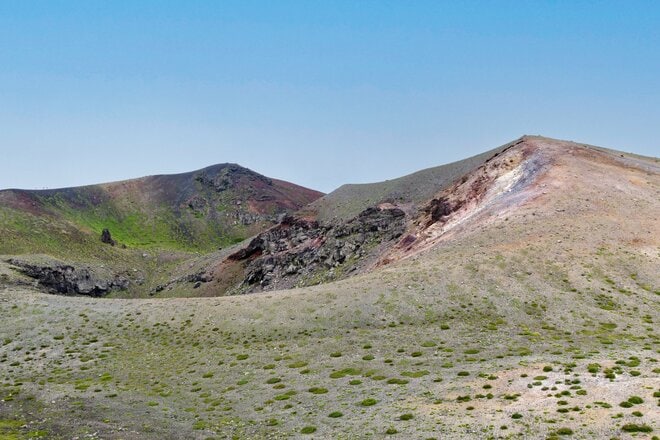 【火山による入山規制が相次ぎ緩和】最新情報「岩手山・浅間山・草津白根山」で登山道再開進む＜2026年夏＞の画像001