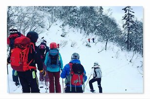 雪に埋もれたスノーボーダーを“掻き出し” 奇跡の救出！「あと少し遅かったら…」貴重映像に学ぶ「バックカントリーのリスク」管理と対策