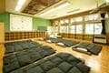 「家庭科室で料理して教室で寝る」タイムスリップ感覚を体験できる全国「学校宿泊施設」4選の画像003