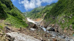 意外と知らない！ 登山「救助要請」で警察に「聞かれること」とは！？  北アルプス「針ノ木雪渓」での落石負傷者「通報」緊迫レポート