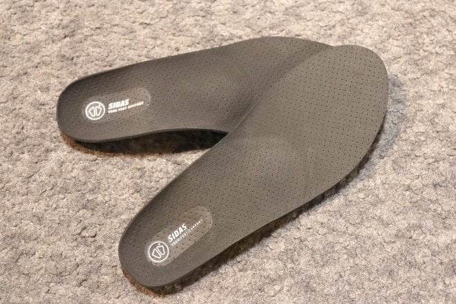 【ショップ店員に聞く！ イチ推しアウトドアギア】歩きやすさが変わる！  登山靴と一緒に選ぶべき「ソックス」＆「インソ－ル」〈石井スポーツ 登山本店 vol.5〉の画像005