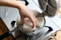こんなの見たことある！？  昭和レトロな「バウルー」の焼きおむすび器を使ってみたの画像005