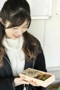 1日3個限定の激レア駅弁「峠の鶏もも弁当」を求めてAKB48岩立沙穂が信濃路へ！【動画】「さっほーの日本全国駅弁の旅」 しなの鉄道・長野県軽井沢町の画像004
