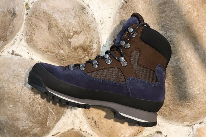 【ショップ店員に聞く！ イチ推しアウトドアギア】なんと20年、30年も売れ続けてる「大定番の登山靴・2モデル」 ロングセラーの秘密はコレ！〈石井スポーツ 登山本店 vol.6〉の画像006