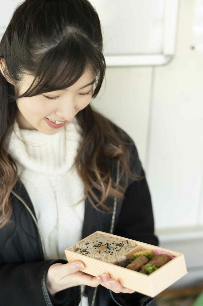 1日3個限定の激レア駅弁「峠の鶏もも弁当」を求めてAKB48岩立沙穂が信濃路へ！【動画】「さっほーの日本全国駅弁の旅」 しなの鉄道・長野県軽井沢町の画像004