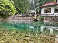 TBS『それSnow Manにやらせてください』でもピックアップ！  北海道・山口・新潟… 日本全国「青い池」3選