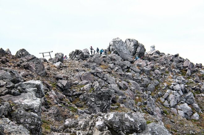 いつかは泊まりたい！「那須岳」登山者憧れの“極上の湯”に恵まれた別天地「三斗小屋温泉」【栃木県那須塩原市】の画像002