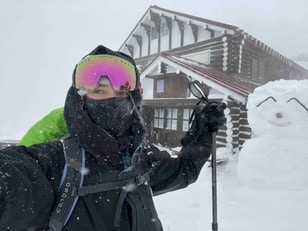 「気温マイナス25℃、猛吹雪からの大逆転」 北アルプス・燕岳で迎えた1日遅れの「初日の出」【日本で山登りはじめました vol.6】