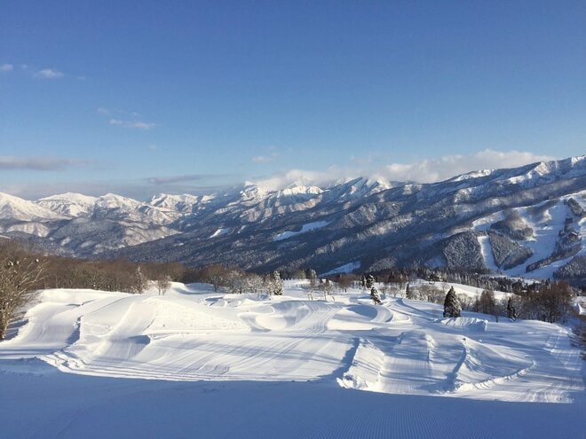 【スノーウェーブパーク 白鳥高原】こんな「おいしいスキー場」なかなかない！  リフト1本で「ラクして、快適に、効率最強」 ゲレンデ全部が滑り放題！の画像010
