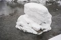 【奥入瀬渓流ホテル by 星野リゾート】苔むす渓流は冬、雪と氷に覆われ静謐な時が流れる ～氷瀑の迫力と冬が創る氷の芸術は寒さを忘れる美しさ～の画像035