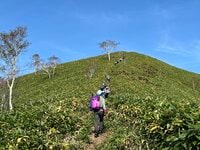 【第5回 コロンビア アウトドア アカデミー】 札幌から1時間、初心者に最適！  支笏湖を望む「絶景登山」ガイドツアー「イチャンコッペ山」レポート
