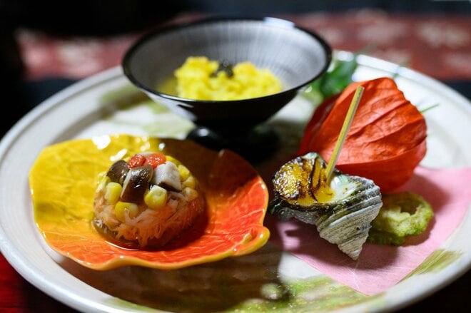  活火山“霧島”の麓に息づくパワースポット「霧島神宮」  西南戦争の負傷兵を癒した妙見温泉の名湯「キズ湯」を堪能【鹿児島県霧島市】の画像016