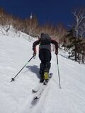 【スキーツーリングの世界】「大雪のおかげで残雪が豊富！ 低山でもまだ楽しめる」札幌近郊のクラッシックルート  北海道・2022年の画像004