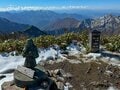 【日本百名山】「この時期だけの絶景！」雪化粧した“越後駒ヶ岳”と素晴らしい紅葉のコントラスト＆圧巻の“枝折峠”の滝雲《新潟県》2023年の画像008