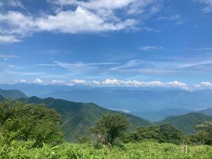 絶景「富士山」を望む「キャンプ登山」！  都心から2時間30分「竜ヶ岳＆本栖湖キャンプ場」アウトドア「2強リレー」レポ
