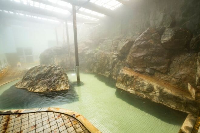 山里の懐かしい景色の中、ローカル列車「大糸線」に揺られ  ～大人気「道の駅」 老舗名湯「姫川温泉」で味わう冬の “おたり旅”～【長野県小谷村】の画像023