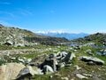 雪を頂くモンテ・ローザ山脈の絶景を望み「白い湖」と「暗い湖」をめぐる！ 「アヴィック山自然公園」の登山道（後編）【ブーツの国の街角で vol.29】の画像012