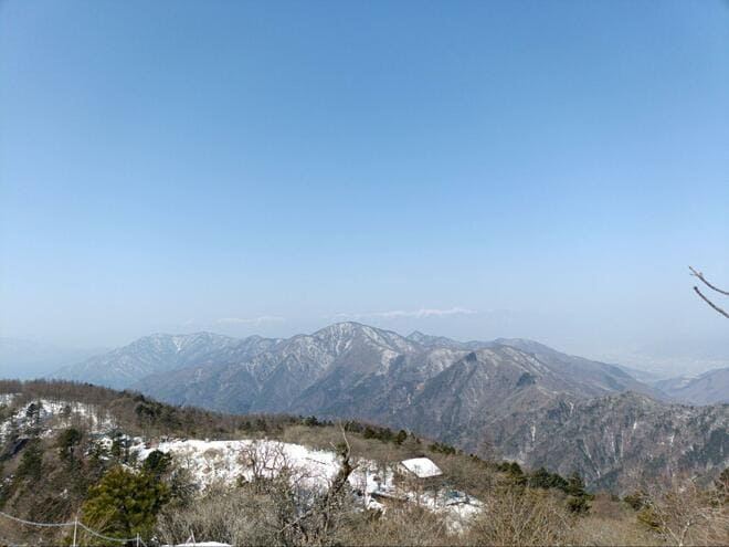 でっかい「富士山」が正面に！  軽アイゼン約2時間で登頂・雪道デビューにもちょうど良い “開運の山”「三ツ峠山」3月登山レポの画像007