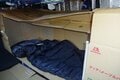 「コスパ車中泊」寝床3本勝負！  寒さ残る東北でも… 意外とイケるのはコレ！「高スペック寝袋・エマージェンシーシート・ダンボール」 朝まで眠ってみた結果の画像004