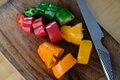 【ホットサンドメーカーで作る！】カラフルで可愛い「ひとくちサイズのピーマンの肉詰め」【季節の外ごはん vol.55】の画像001