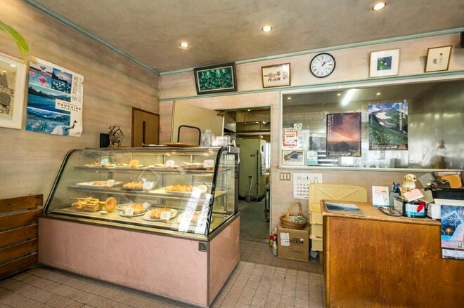 山里の懐かしい景色の中、ローカル列車「大糸線」に揺られ  ～大人気「道の駅」 老舗名湯「姫川温泉」で味わう冬の “おたり旅”～【長野県小谷村】の画像002