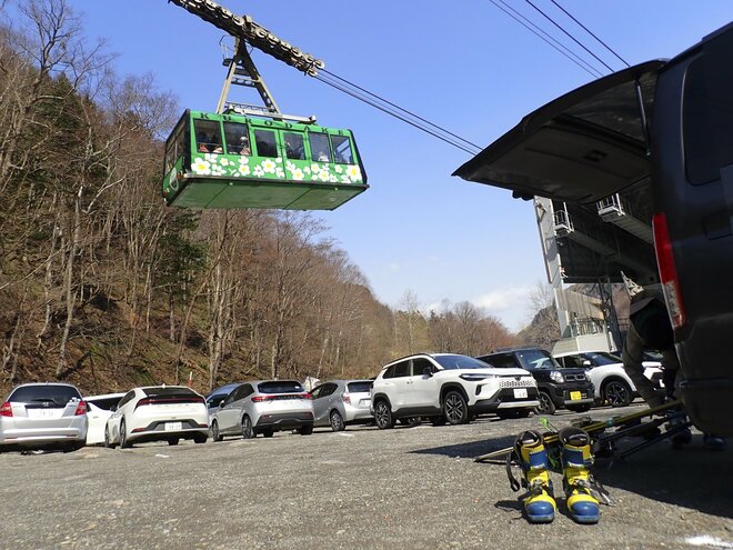 【スキー】シーズン最後の滑り込み！  実は“まだ滑走可能”な「大雪山層雲峡 黒岳スキー場」へ！  2026年｜北海道の画像001