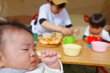 赤ちゃん連れアウトドア おすすめ時期 と キャンプ場選び ママライターが教える実体験と 便利グッズ 3選 概要 キャンプ ニュース Bravo Mountain