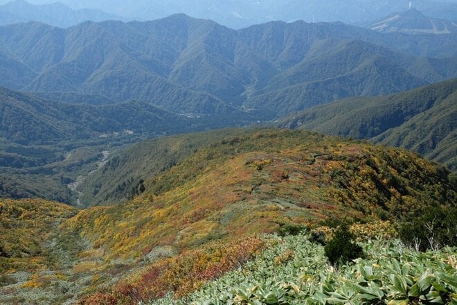 【首都圏から日帰り登山】紅葉と絶景の稜線が待つ日本百名山「巻機山」＜新潟県＞の画像011