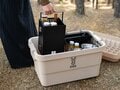 「キッチンギア」キャンプへまとめて持ち運び！  包丁スタンド＆調味料＆小物 “パカッ” と展開！【DOD「シェフレルシェルフLITE」】の画像001