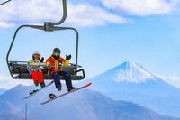 【子どものスキー&スノボデビューに最適】 キッズ＆ジュニアの「育成に特化したスクール」7選   2025年