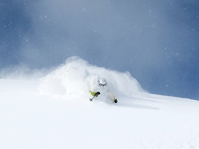 【新雪パウダー狙いならココ！ 2025/26シーズン】浮遊感が病みつき！  北海道・新潟・長野・群馬の「パウダー滑走におすすめのゲレンデ」7選の画像009