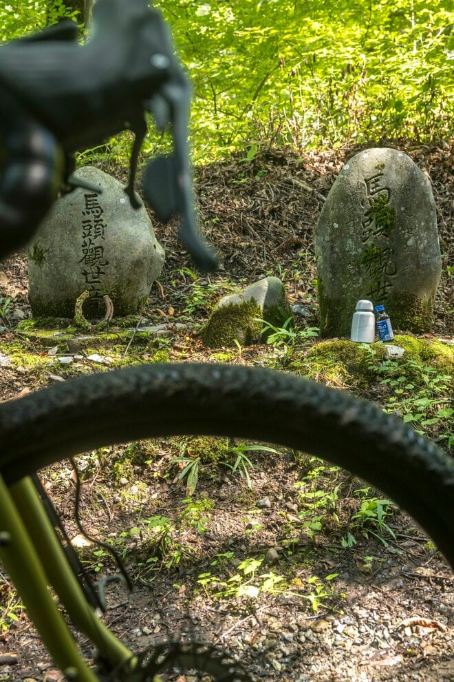 【自転車】峠を越えて！  “心地よい登りと気持ち良すぎる下り”  大分水嶺の極上グラベルロードを駆ける「中山道、鳥居峠」 長野県｜2026年の画像003