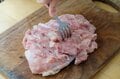 じつは春巻きの皮はBBQ向き食材！？「野菜たっぷり北京ダック風チキン」【季節の外ごはん vol.62】の画像003