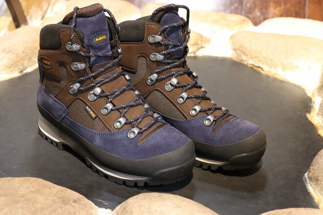 【ショップ店員に聞く！ イチ推しアウトドアギア】なんと20年、30年も売れ続けてる「大定番の登山靴・2モデル」 ロングセラーの秘密はコレ！〈石井スポーツ 登山本店 vol.6〉の画像005