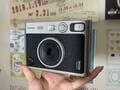 「カメラはスマホで十分」は本当か？最新チェキ『Instax mini evo』レビュー！ メリットとデメリットを徹底解説の画像001