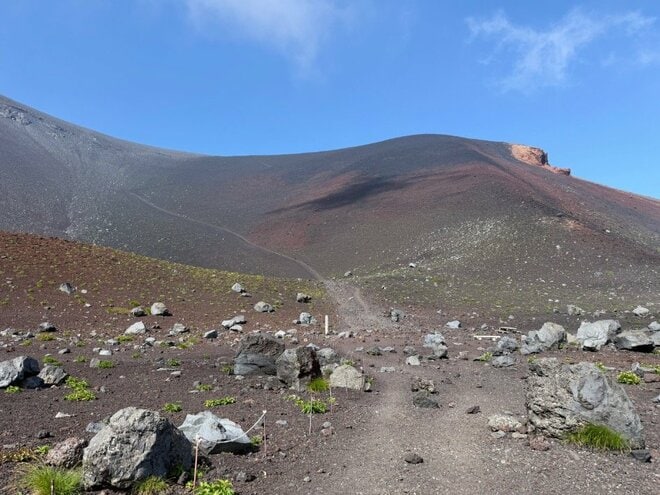 「富士山の知られざる魅力」混雑を避けて歩く。活火山の迫力を感じる夏の山旅【日本で山登りはじめました vol.8】の画像002