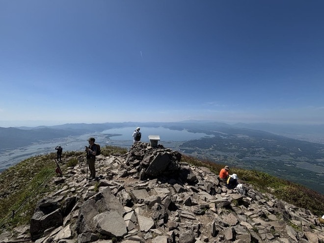 荒々しくも自然豊かな “会津富士”「日本百名山・磐梯山」 意外にハード？  最短ルートでの登頂！  山頂は大パノラマ＆下山の途中でお花畑も満喫！  絶景登山レポの画像005