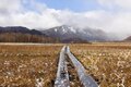 燃えるような紅葉「秋の尾瀬ヶ原」日本百名山「至仏山＆燧ヶ岳」との “コラボ絶景” ハイキング！  鳩待峠から竜宮十字路・見晴「現地レポ」の画像002