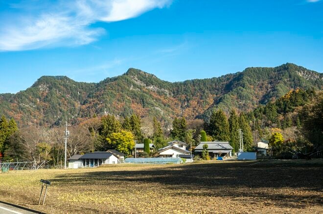 【京ヶ倉】名低山！ 険しい登山道の先に「信州のグランドキャニオン」 ここにしかない里山の絶景が広がる   長野県生坂村｜2025年の画像012