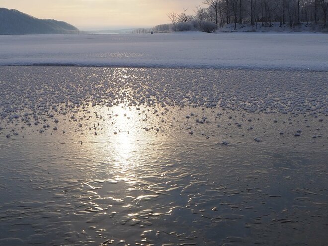「マイナス10度の氷の世界はすべてが神秘的……」氷点下の早朝カヌー体験！【北海道・厳冬の釧路湿原レポート（1）塘路湖・アレキナイ川】の画像007
