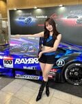 速報！「東京オートサロン 2024」が開幕！！ ド迫力のドリフト走行実演も、“可愛い子ちゃんやセクシー系美女まで” イベントを彩るコンパニオンも、待っている！【編集部リポート 第1弾】の画像002