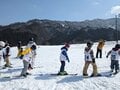 子どもたちへ「スキーやスノーボードの楽しさ」を元オリンピック選手が伝える“雪上リアルイベント”報告「オリンピアン出張スクール」【新潟県観光協会×ハピスノ】の画像006