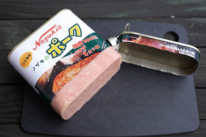 あの “クルクル開け” ができます「ノザキのポーク缶」が巻き取り鍵式で登場！【缶詰博士の缶たん”CAN”P料理 vol.87】の画像002