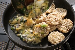 【総重量たった60g＆5分で完成！】ザックザク食べ応え満点「フリーズドライで超軽量＆時短山飯」のマル秘レシピ