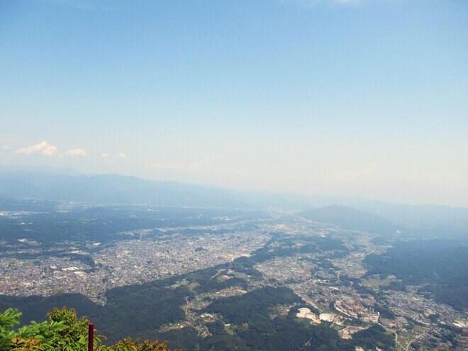 秩父盆地のシンボル「武甲山」ダイナマイトの発破音が鳴り響く“日本武尊”を祀る伝説の山の画像010