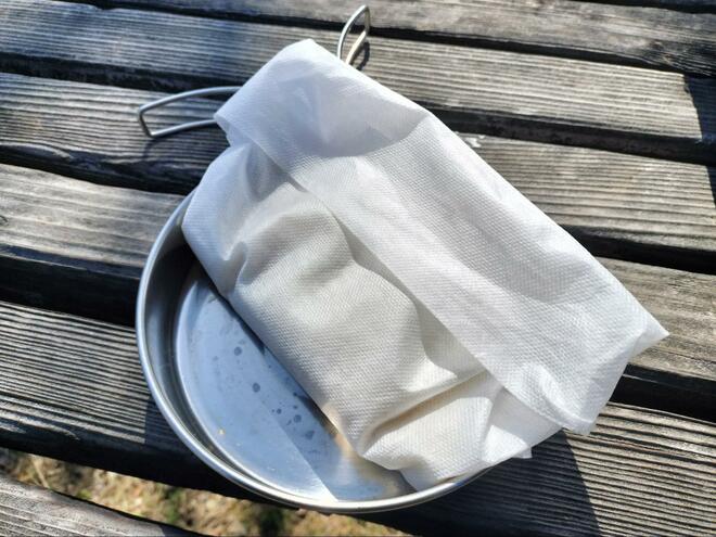 100均ダイソーの「炊飯袋」 キャンプや防災で役立つか？ 試してみた！ 手軽さがメリット＆気になる点も「2サイズ検証・実食レポ」の画像002