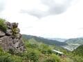 まるで竹田城！？　穴場の絶景山城「岩尾城」 野趣あふれる「天空の石垣＆曲輪」 兵庫県丹波市・蛇山「山頂レポ」の画像005