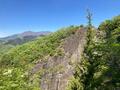 仰ぎ見る巨大な岩塊の山！  秀麗富嶽十二景 八番「岩殿山」登山口から50分「富士山の絶景」＆特大スケール岩壁「稚児落とし」レポート【山梨県大月市】の画像004